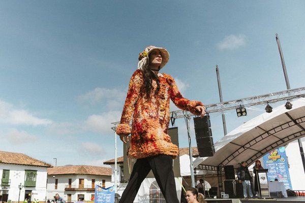 Bijoux lapis-lazuli : l'élégance apaisante à portée de main